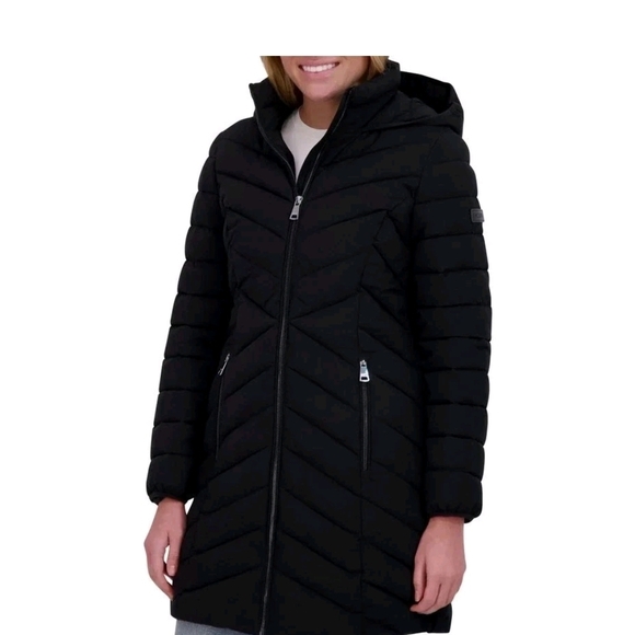 Dkny Jackets & Blazers - DKNY Women's Black Puffer Jacket